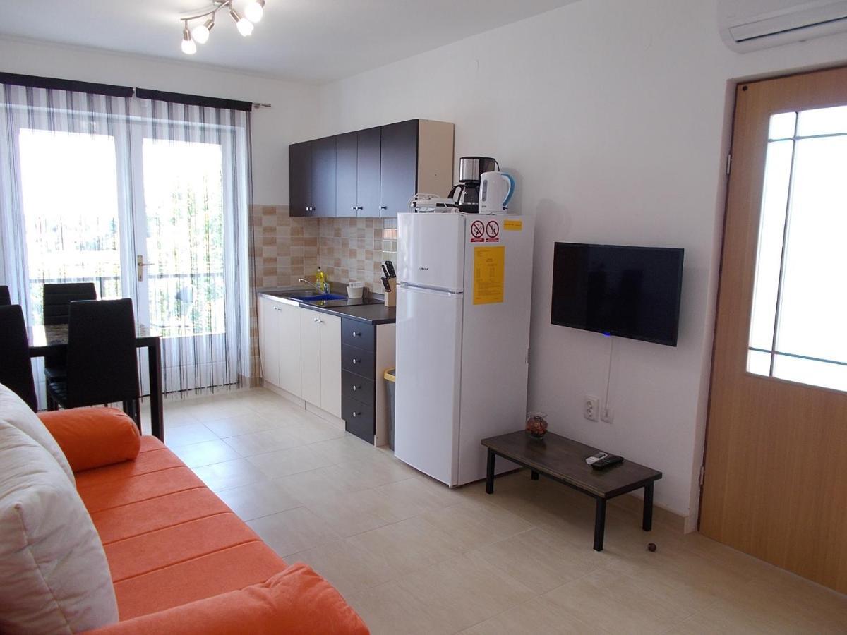 Apartment Oreskovic Krk Town Εξωτερικό φωτογραφία
